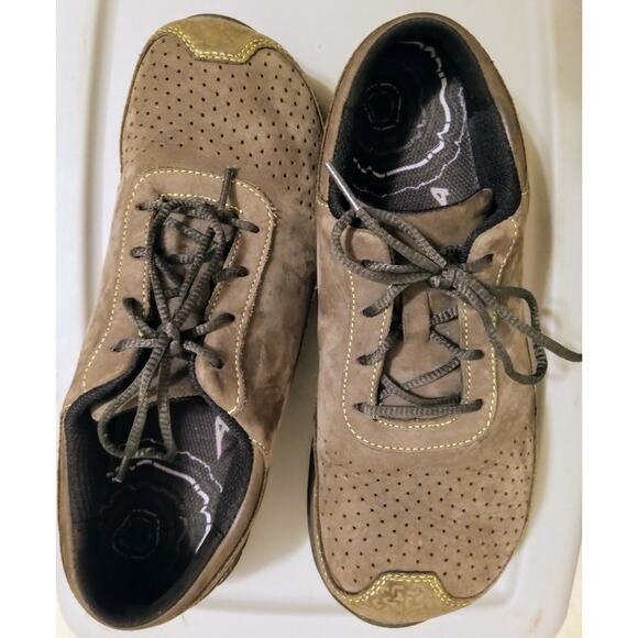 Altra Women’s Running Shoes 8.5 • Zero Drop • FootShape Leather Natural Sneakers - Picture 3 of 8